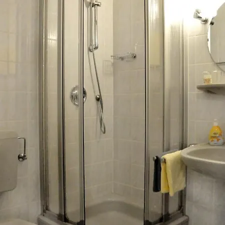 Otel Garni Haus Dornheim 3*