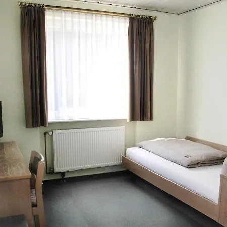 Garni Haus Dornheim 3* Obertshausen