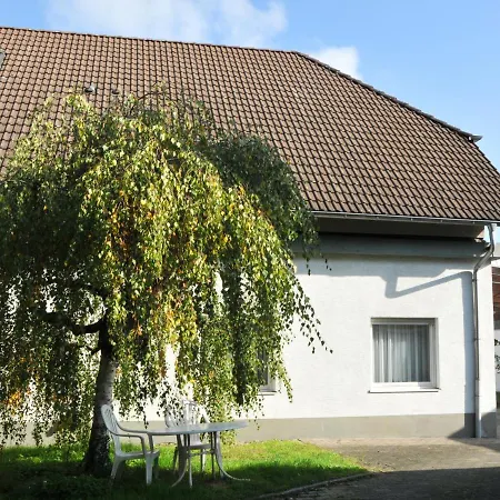 Otel Garni Haus Dornheim 3*